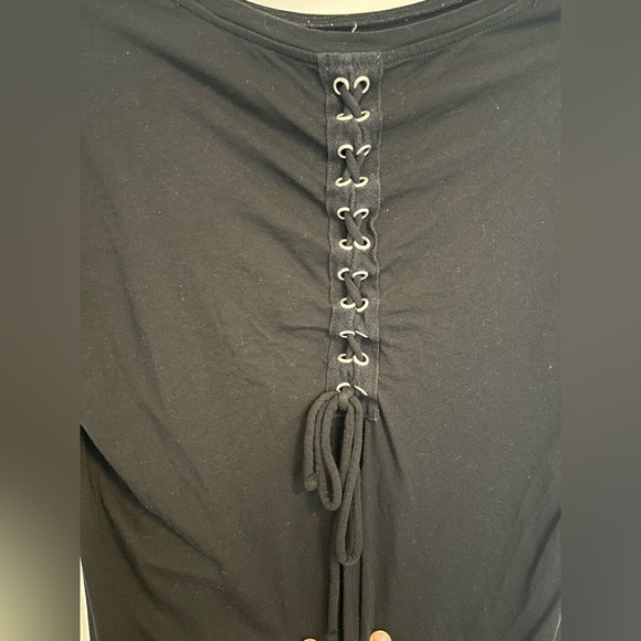 Garage Tshirt with Tie detail - Picture 3 of 4